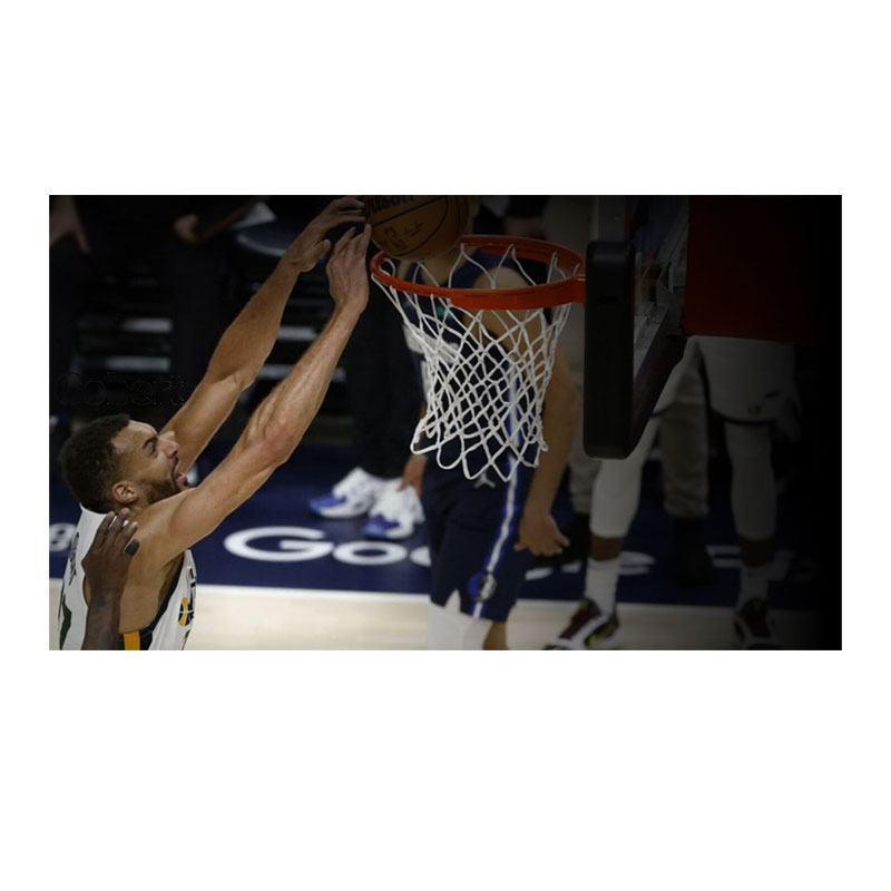Jazz Beat Mavericks to Tie Series, поместите Донсич